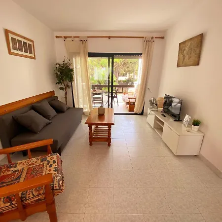 Apartment A Pals, Amb Piscina, Platja A 1 Minut *